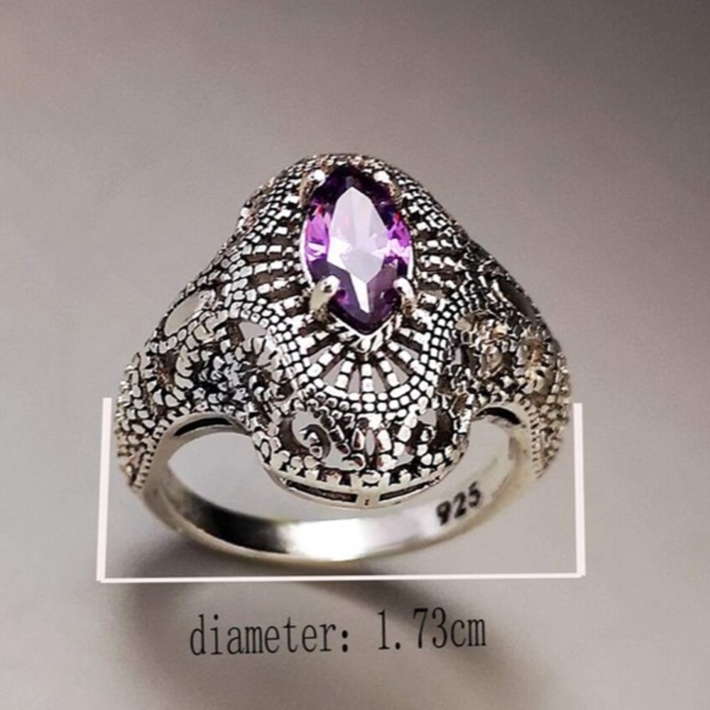 Vintage Antique Silver Amethyst Ring - Picture 3 of 9